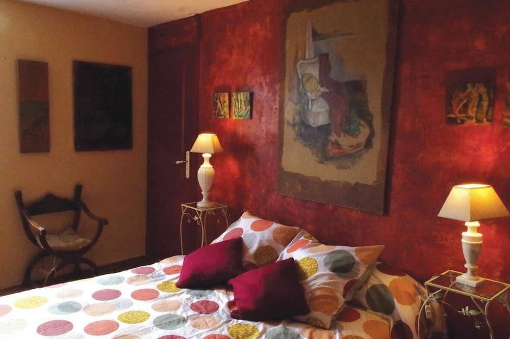 Appartement entier, L'îlot Bleu Appartement T1 Dans une Maison D'artiste in Quimperlé, Région de Quimper