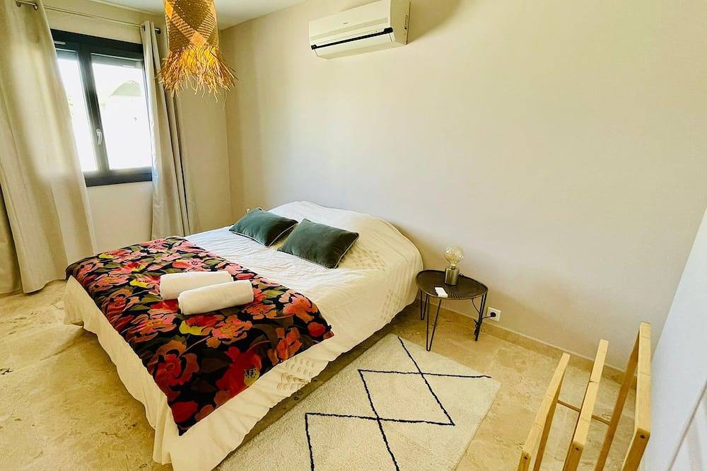 Van Gogh en Provence in Saint-Martin-de-Crau, Arles region