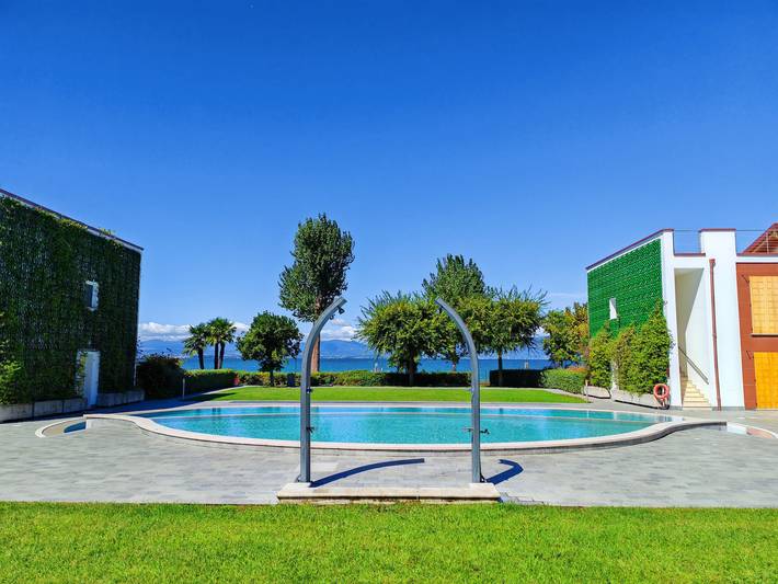 Ferienwohnung für 6 Personen, mit Pool und Garten sowie Seeblick in Castelnuovo del Garda - 4