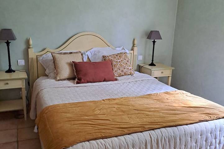Schöne Ferienwohnung im Herzen des Luberon - Menerbes (8 Personen) in Ménerbes, Regionaler Naturpark Luberon