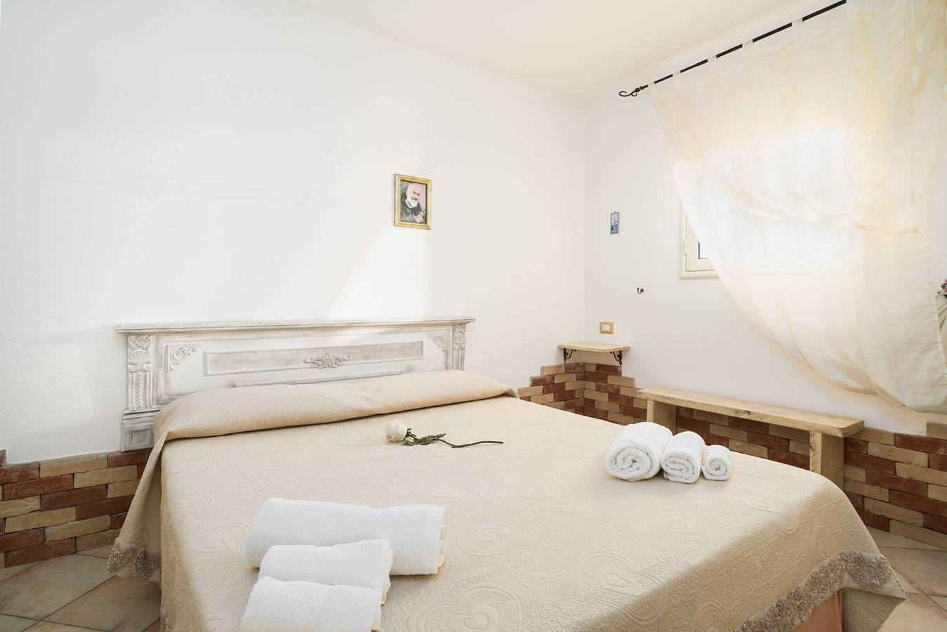 Ganze Wohnung, Ferienwohnung 'Le Lantane 2' mit Bergblick, Wlan und Klimaanlage in Irgoli, Barbagia