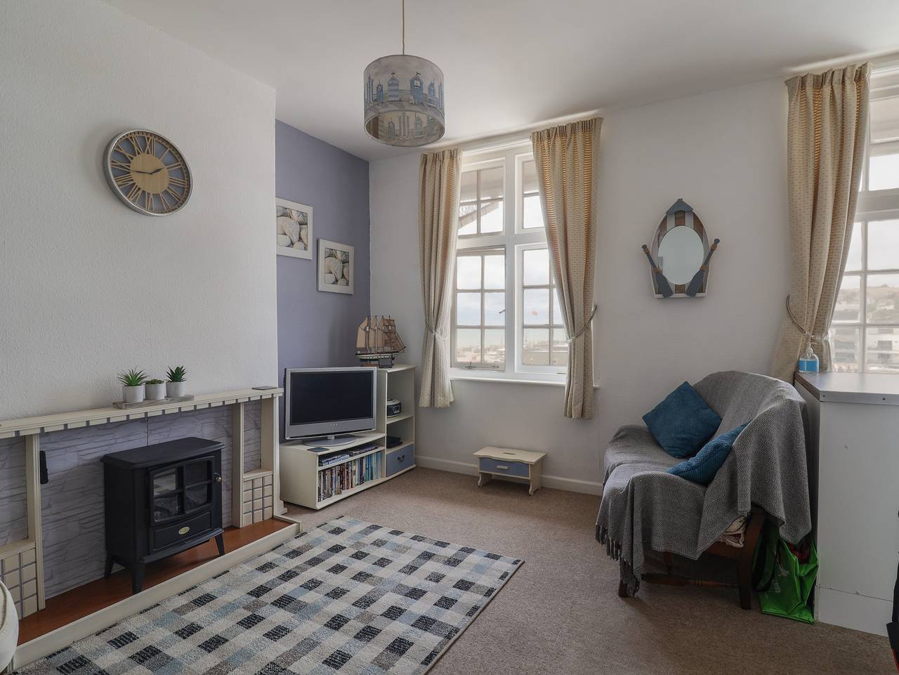 Entire apartment, Flat F Bay House in West Bay, West Dorset Heritage Coast