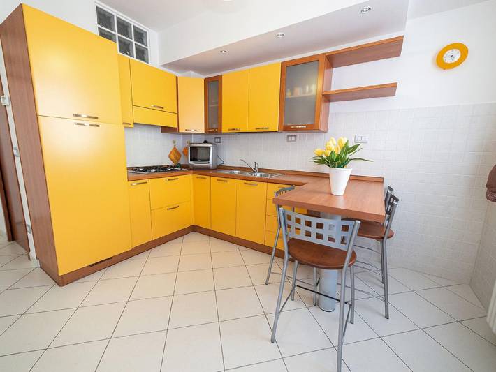 Appartamento per 4 persone, con terrazza in Borghetto Santo Spirito