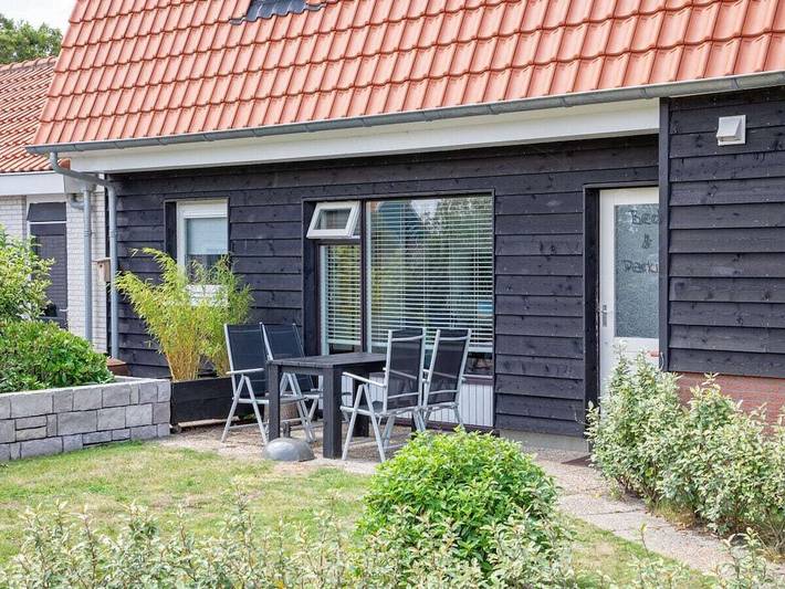Vakantiehuis voor 4 personen, met whirlpool en terras in Den Burg
