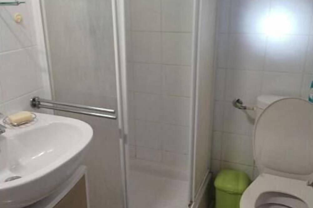 🌿 Charming detached cottage in the countryside - 7 km from the sea 🌊 in Lucciana, Bastia region