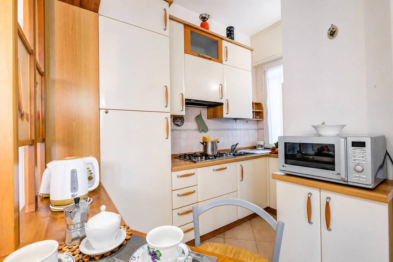 Appartamento intero, Gabri By The Sea with Balcony and Shared Garden in Diano Marina, Comune di Diano Marina