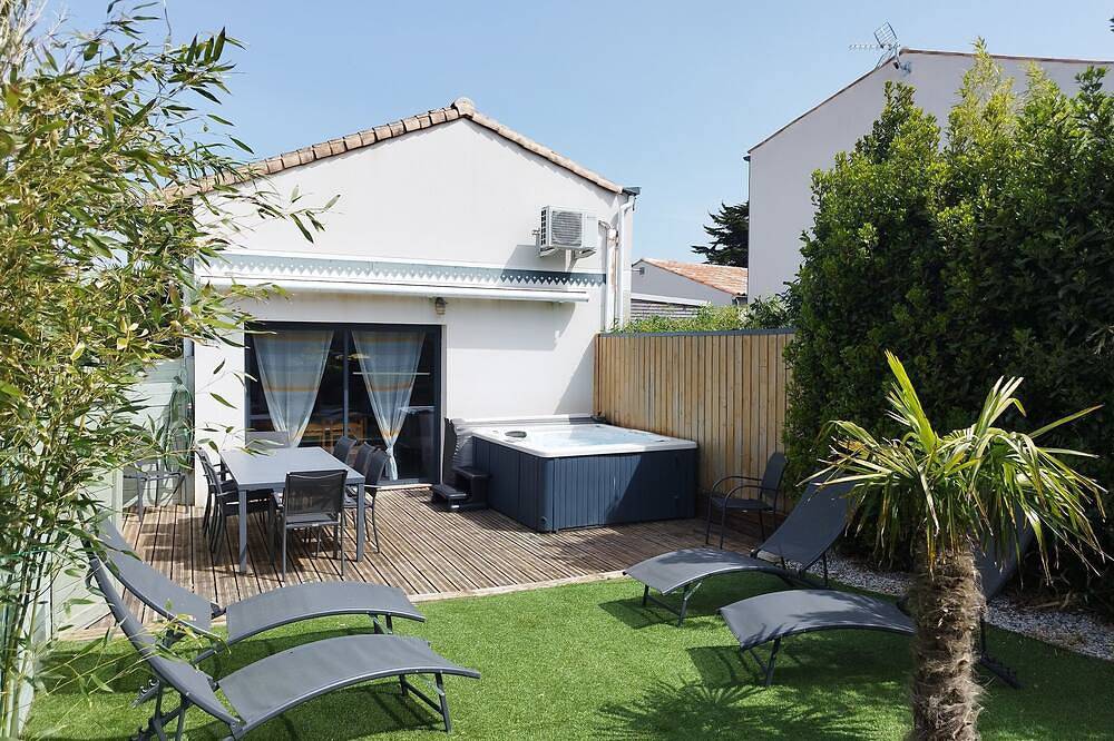 Agradable casa de encanto 3 * jacuzzi privado playa del mar tiendas centro pueblo in Angoulins, Región de La Rochelle