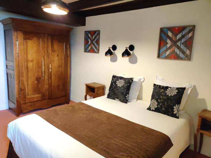 Hôtel pour 2 personnes, avec terrasse, animaux acceptés à Mont-Dol - 2