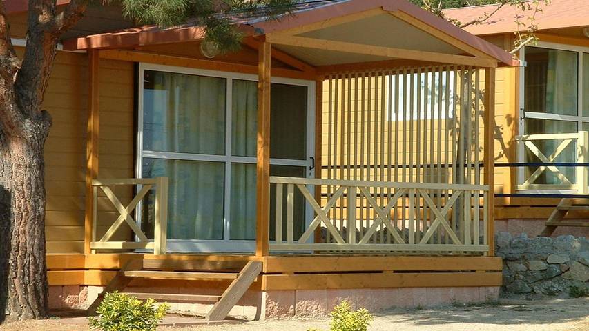 Apartamento para 4 personas, con jardín y piscina en Calella
