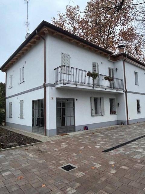 Appartamento per 2 persone, con giardino e panorama, con animali domestici a Anzola dell'Emilia