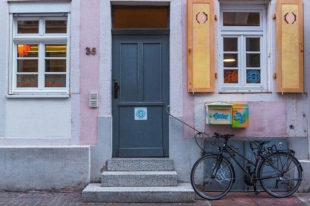 Ganze Wohnung, Idealer Ausgangspunkt, um Heidelberg (und sich selbst) zu erleben. in Altstadt Heidelberg, Heidelberg