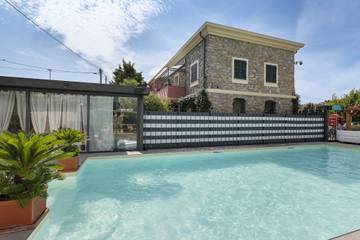 Ferienhaus für 6 Personen, mit Garten in Imperia