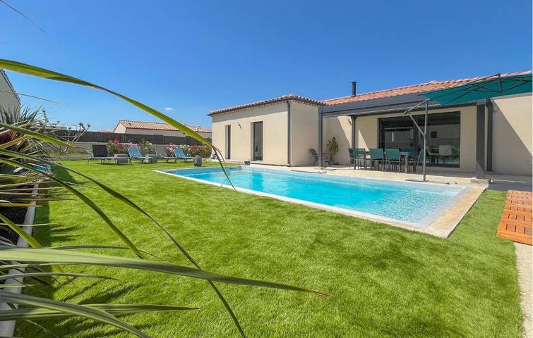 Location de vacances pour 6 personnes, avec Piscine à Saint-Paulet-de-Caisson