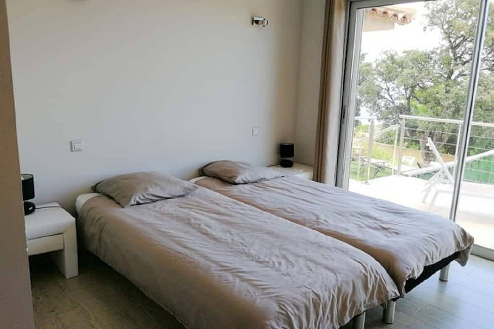 Villa \"Gecko\" private pool sea view, beach 700 m - Favone (Corse du sud) in Favone, Sari-Solenzara
