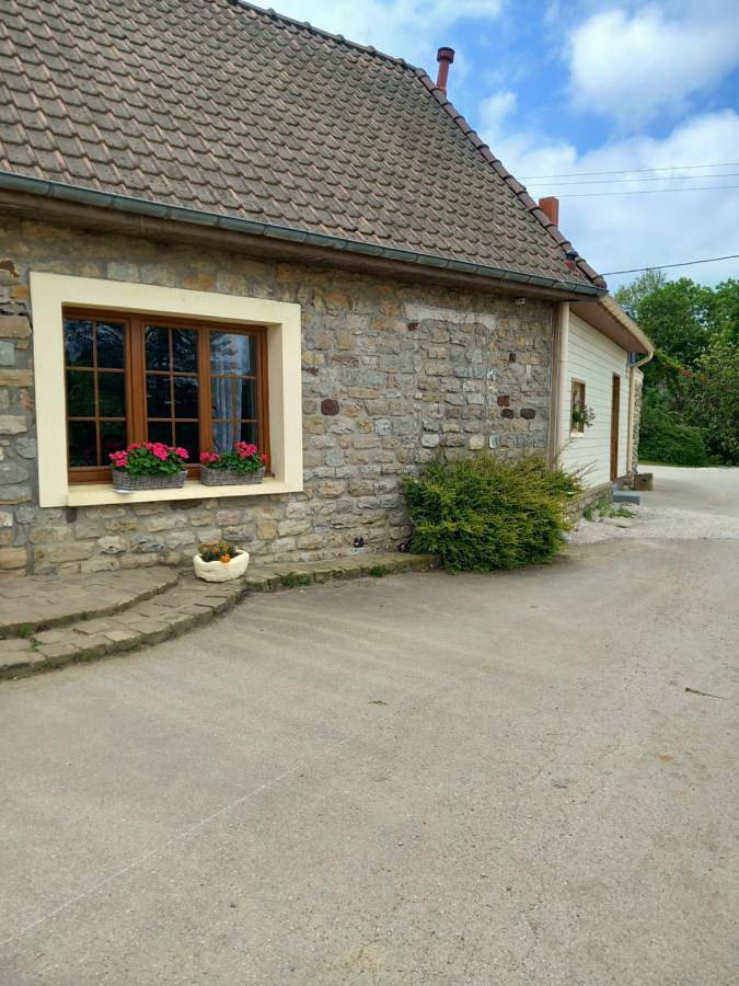 Ferienhaus für 4 Personen, mit Balkon und Terrasse sowie Garten und Ausblick