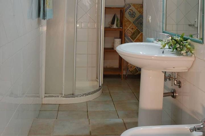 Ferienwohnung für 7 Personen, mit Terrasse und Garten in Santa Maria Navarrese - 4