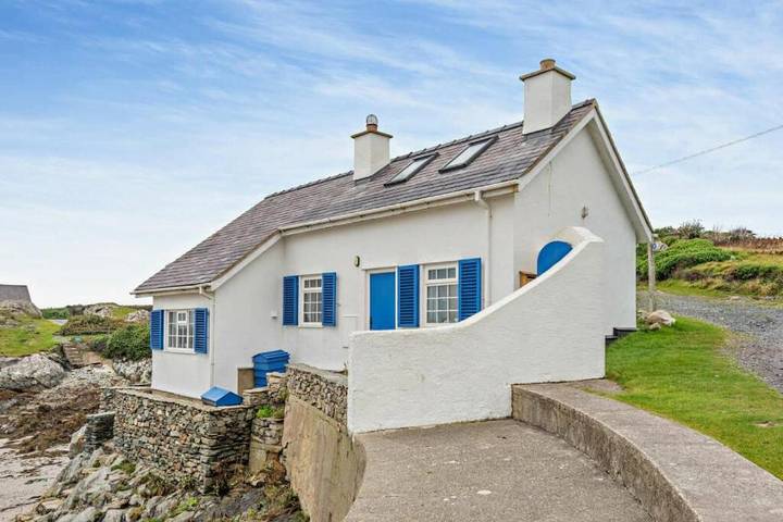 Holiday rental for 4 people, with Terrace and Garden as well as View in Rhoscolyn