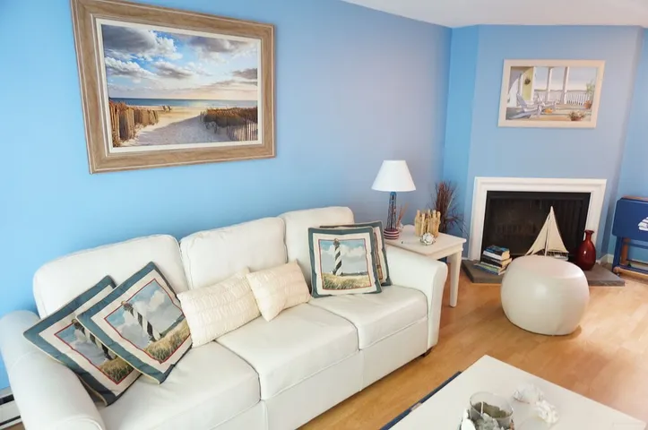 Vacation apartment for 6 people, with yard and pool as well as balcony - 1
