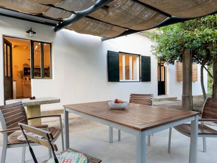 Ferienhaus für 4 Personen, mit Garten