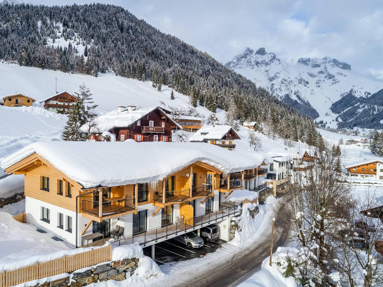 Entire apartment, 2 apartments with sauna near the ski lift in Werfenweng, Tennengau