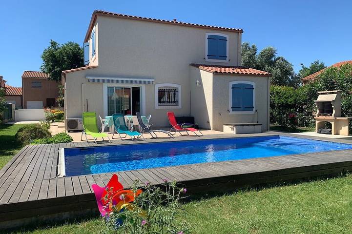 Villa für 8 Personen, mit Pool und Garten - 1
