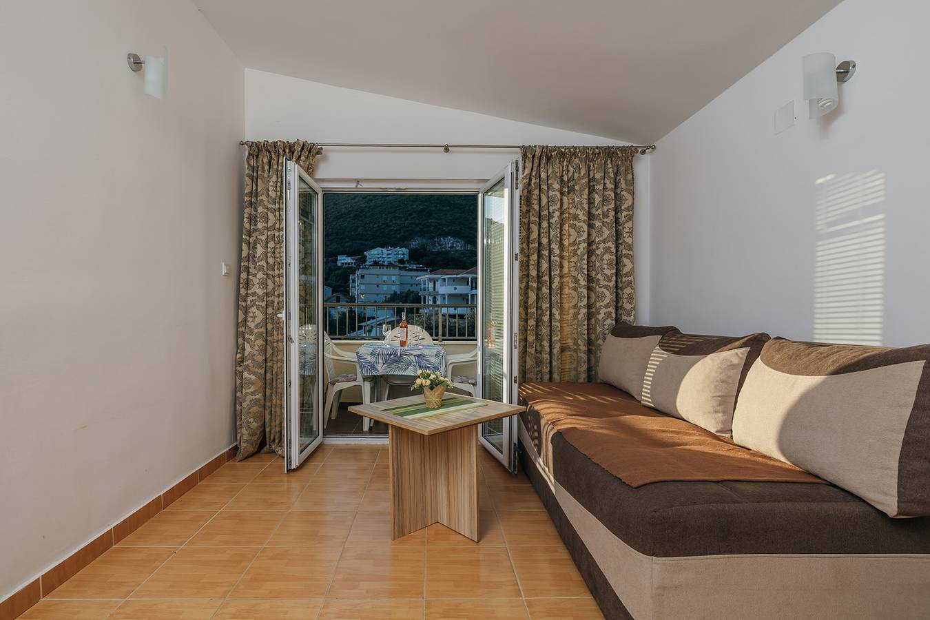 Appartement entier, Villa Vjera - apartments in Petrovac in Petrovac na Moru, Municipalité de Budva