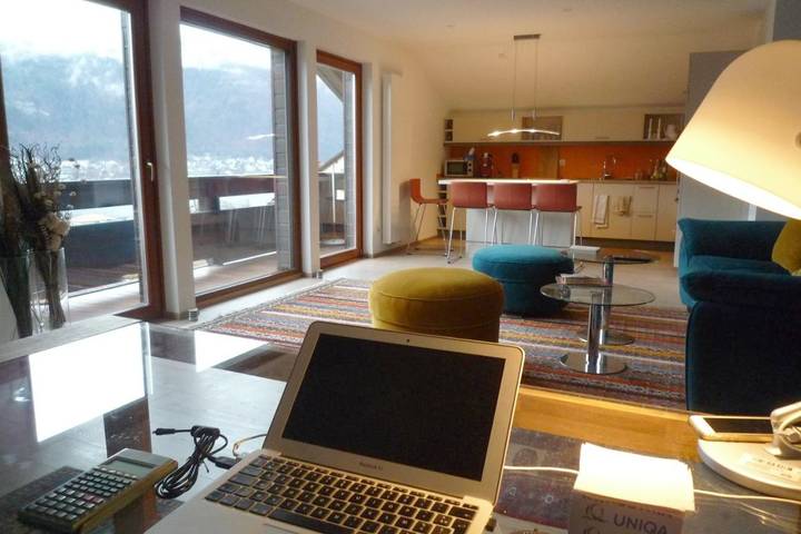Ferienwohnung für 4 Personen, mit Ausblick und Terrasse sowie Seeblick