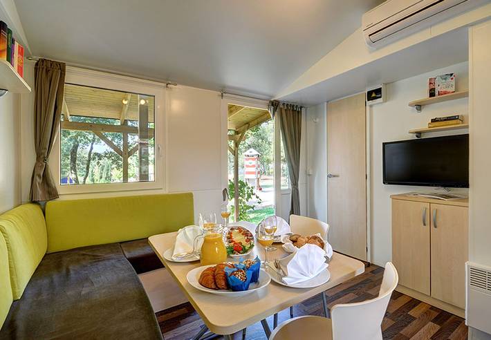 Camping für 6 Personen, mit Terrasse in Lanterna - 3