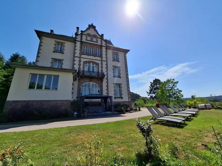Location de vacances pour 15 personnes, avec jardin et vue, animaux acceptés à Raon-l'Étape