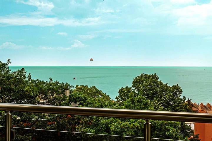 Hôtel pour 4 personnes, avec piscine ainsi que jardin et sauna, adapté aux familles à Varna (Bulgarie) - 3