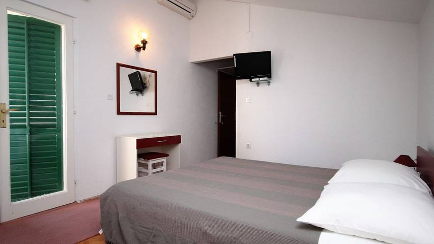 Ferienwohnung für 6 Personen, mit Ausblick und Terrasse - 1