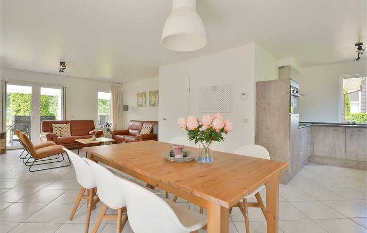 Ferienhaus für 10 Personen mit Terrasse in Flevoland
