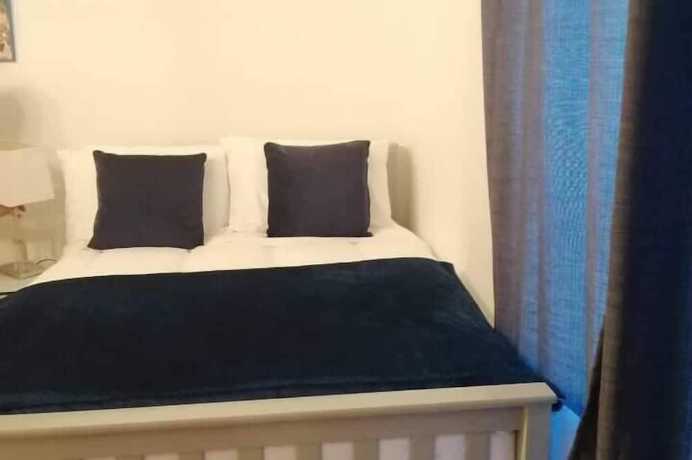 Entire apartment, Lovely studio - perfect weekend stay in Cork in Cork, County Cork