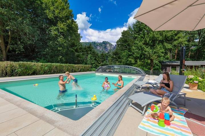 Ferienanlage für 2 Personen, mit Sauna und Garten sowie Pool und Ausblick, mit Haustier in Sachsen - 3