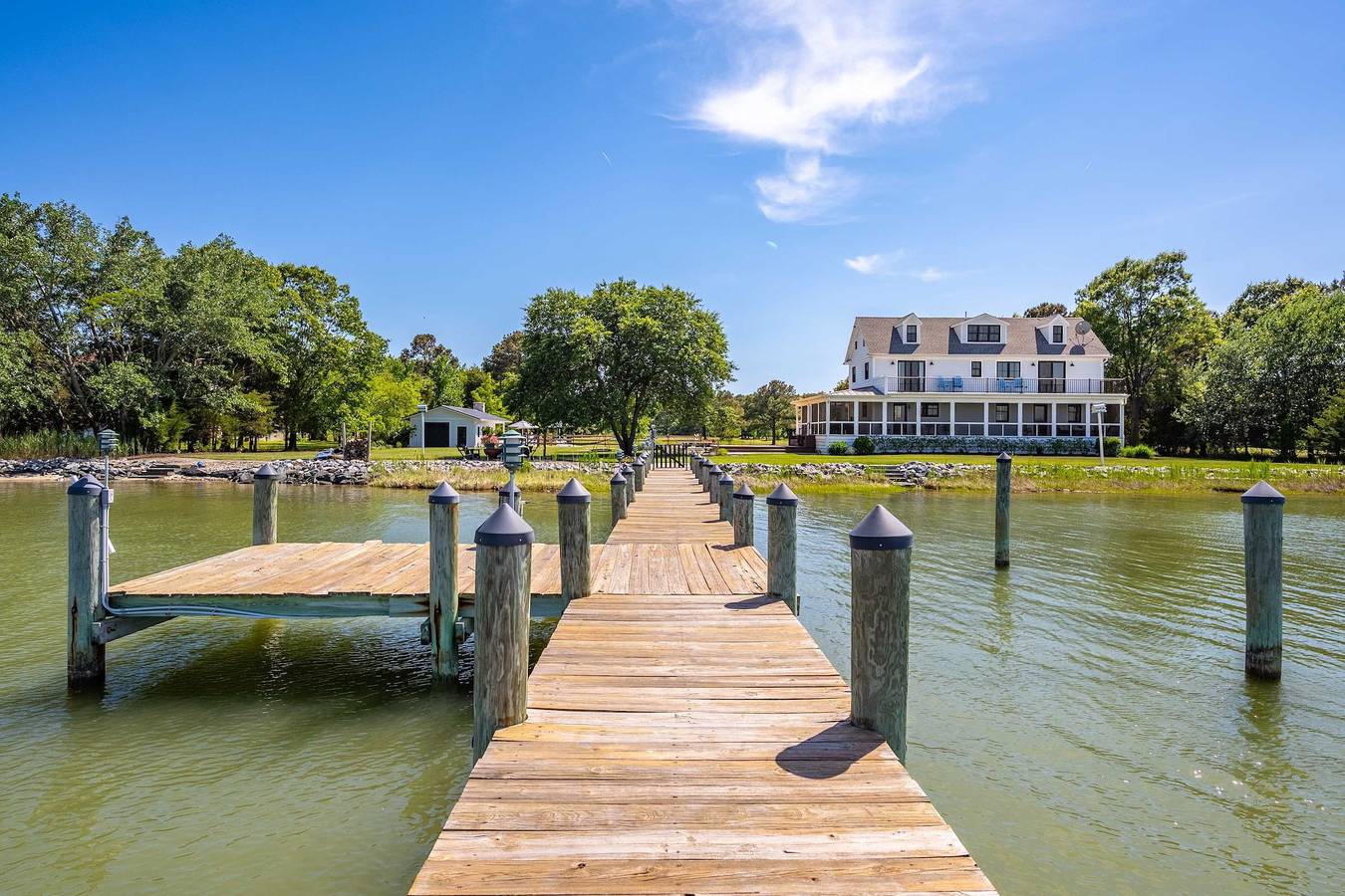 Modern Chesapeake Waterfront - Heated Pool - Dock in Chesapeake Bay