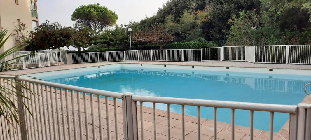 Studio pour 4 personnes, avec jardin