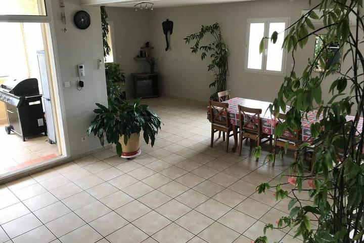 Location de vacances pour 12 personnes, avec vue et balcon dans Plage des Chalets - 4