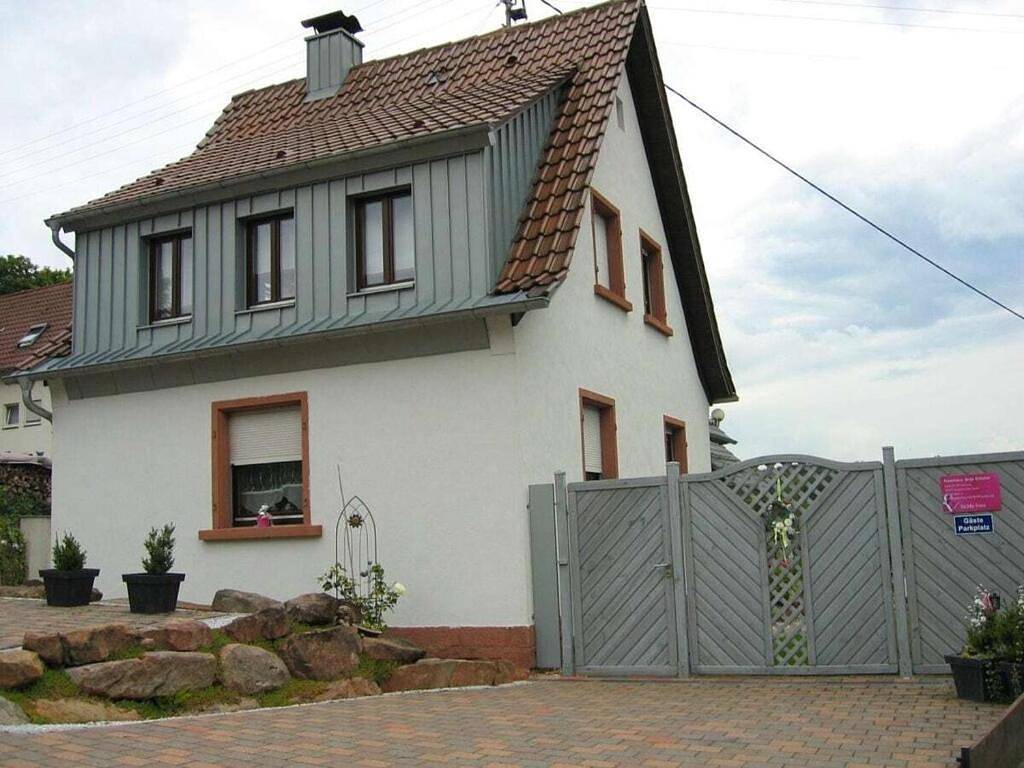 Holiday home with 1 bedroom in Gossersweiler-Stein, Trifelsland