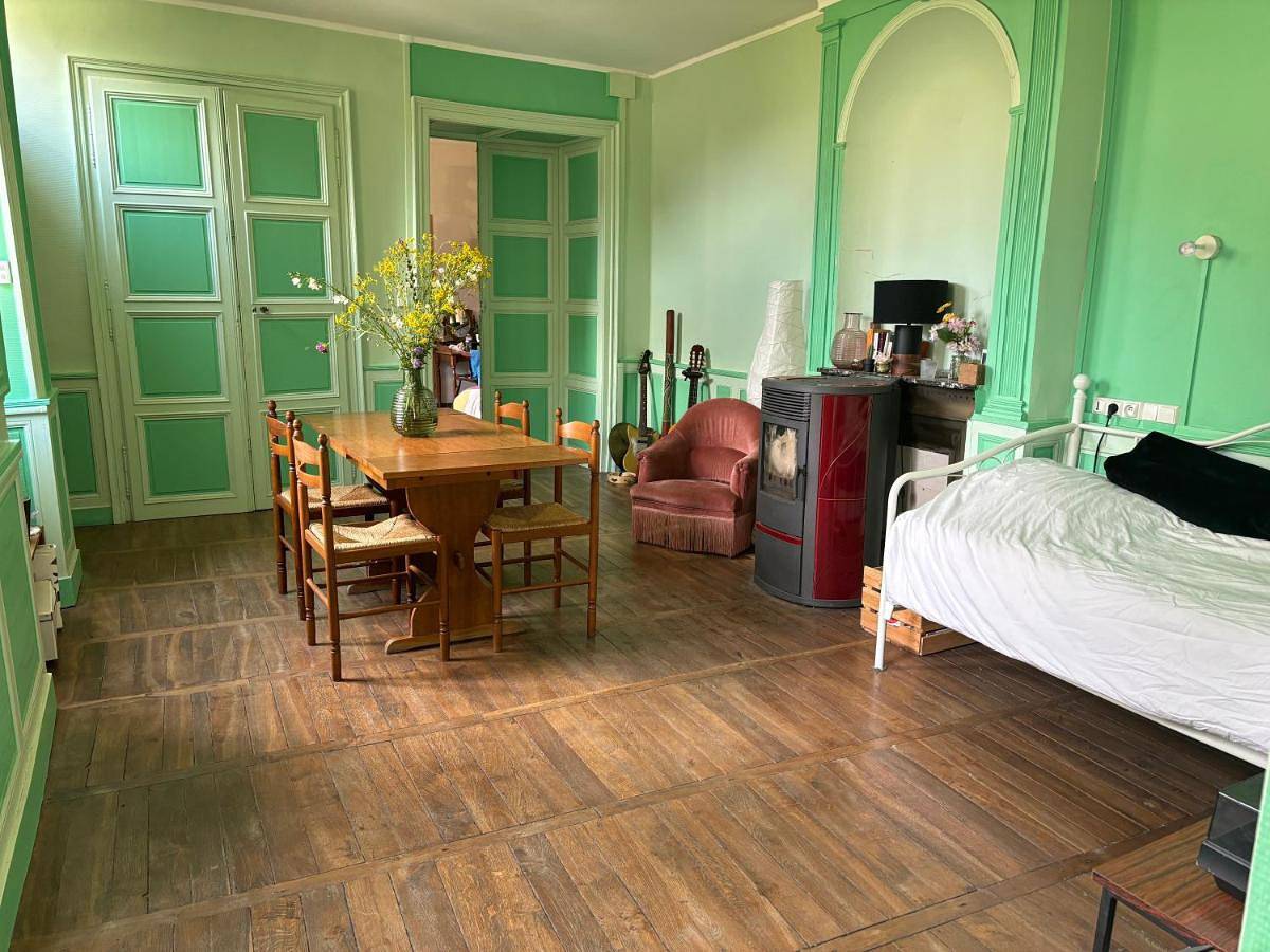 One-Bedroom House in Châtillon-sur-Seine, Région de Montbard