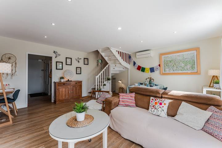 Maison de vacances « Les Mimosas » avec terrasse privée, Wi-Fi et climatisation in Mios, Région d'Arcachon