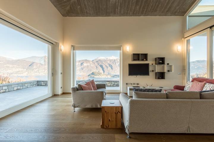 Villa Corvina in Griante, Comune di Griante