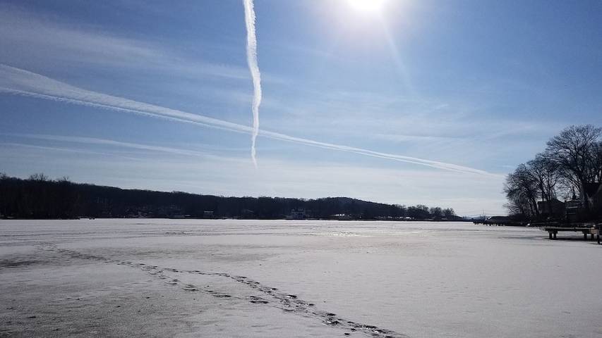 Vacation rental for 10 people, with yard in New Jersey