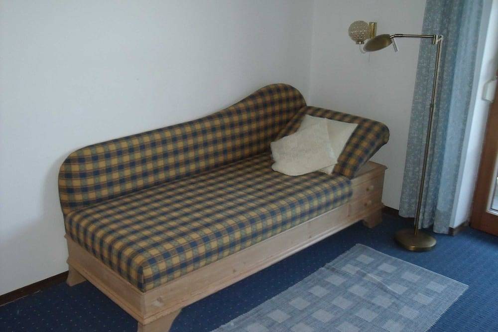 Ganze Wohnung, Gästehaus Killer - Ferienwohnung - Gästehaus Killer in Miesbach, Alpenland Tegernsee Schliersee