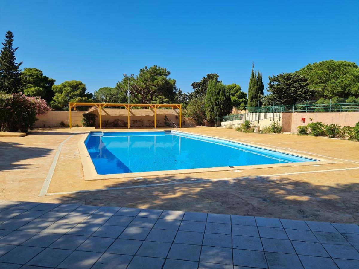 Paisible maison à l'ombre des pins in Fitou, Côte méditerranéenne (France)