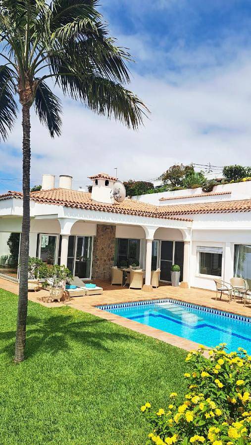 Chalet para 6 personas, con Jacuzzi y Terraza además de Jardín y Piscina en Valle de la Orotava