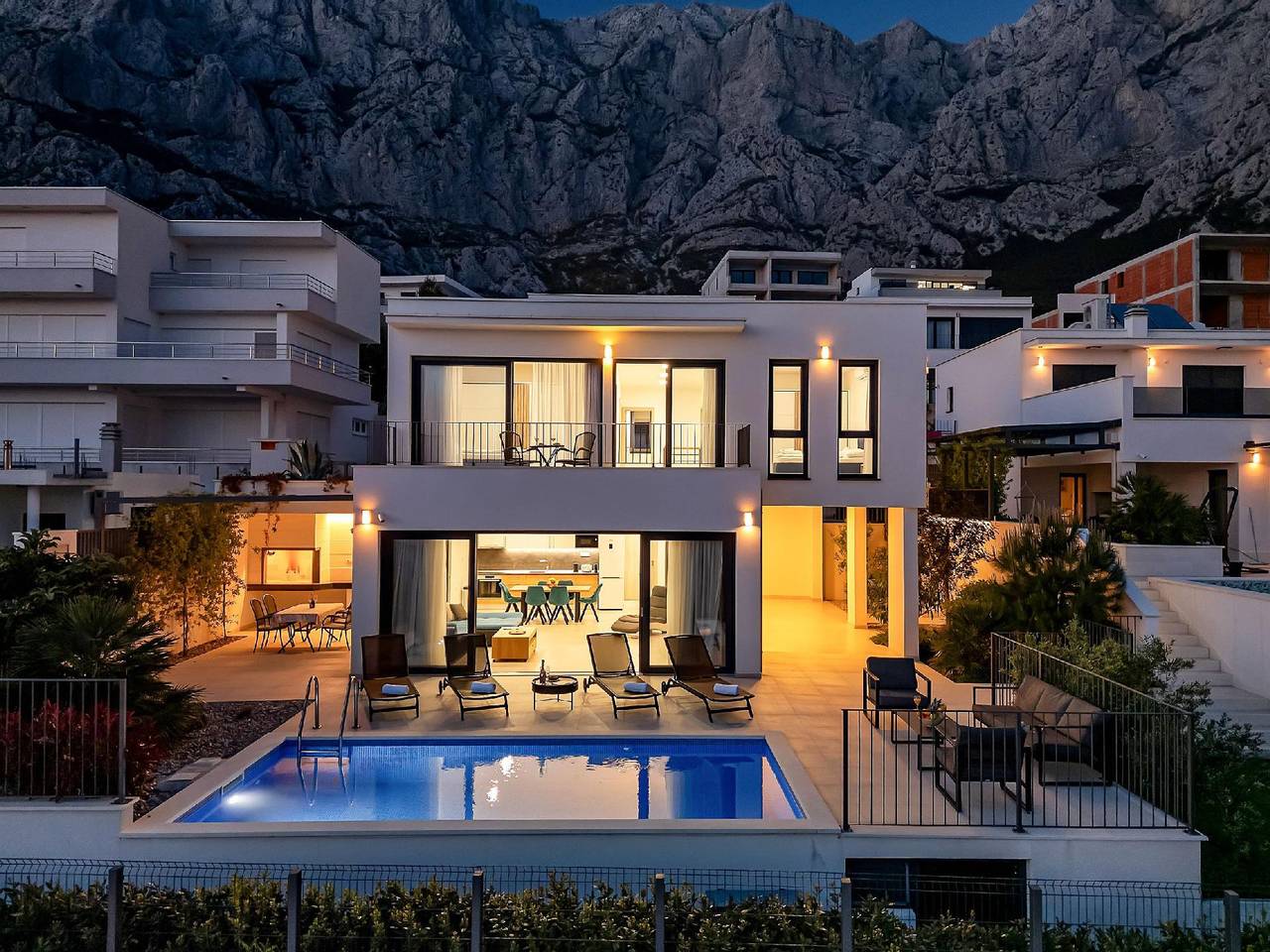 Holiday home complex - Villa Oliver in Veliko Brdo, Makarska