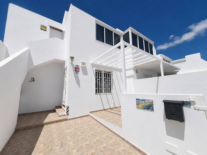 Ganze Wohnung, Casa Donna - Dos habitaciones, wifi y patio en Pla in Playa Honda, San Bartolomé