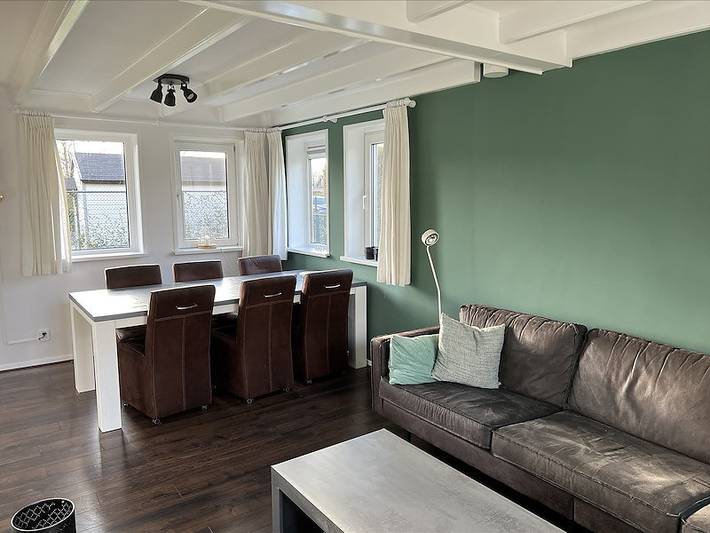 Bungalow für 5 Personen, mit Terrasse und Garten in Friesland - 4