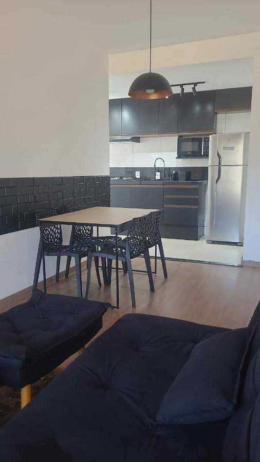 Casas e apartamentos de temporada para 5 pessoas, com balcão e vista e ainda piscina and jardim em Extrema