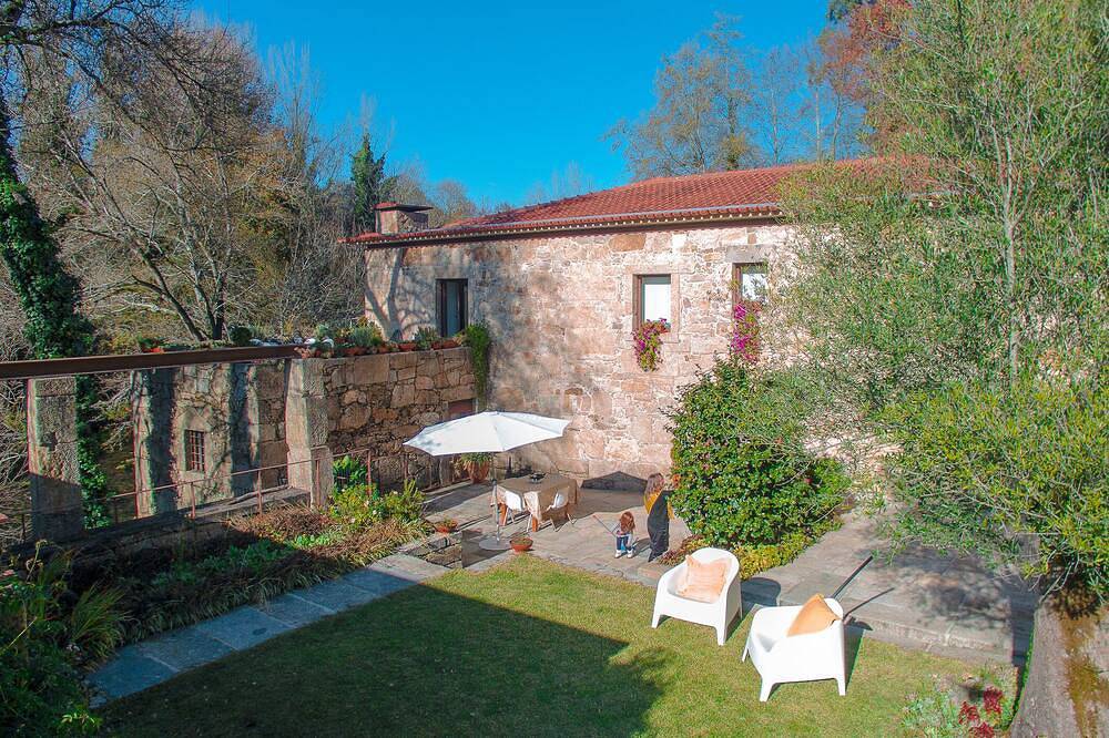 Azenha do Trigo in Bico, Braga District